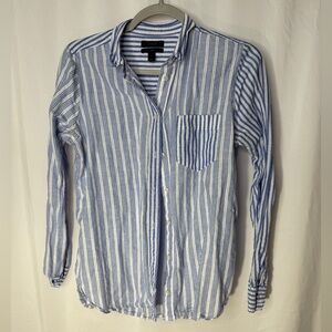 J Crew women’s size 6 Blue and White Striped linen blend Shirt